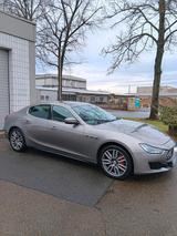 Andere Maserati Ghibly 3.0 Benziner - Andere mit Benzin-Antrieb: Limousine