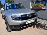 Dacia Duster Laureate 4x4*ALLRAD*SERVICE*TÜV NEU*GARAN - Dacia Duster Laureate mit Benzin-Antrieb