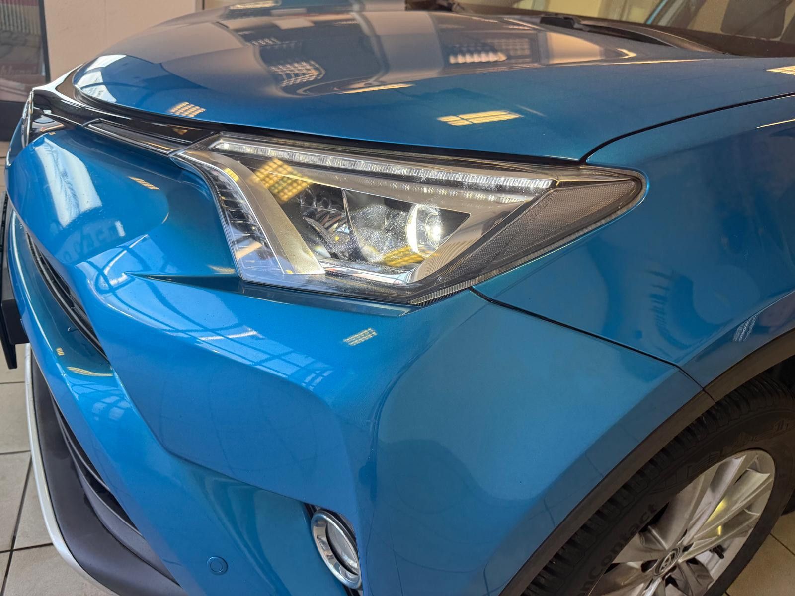 Fahrzeugabbildung Toyota RAV 4 RAV4 Hybrid Edition/ 1.HAND/AHK/KAMERA/LED