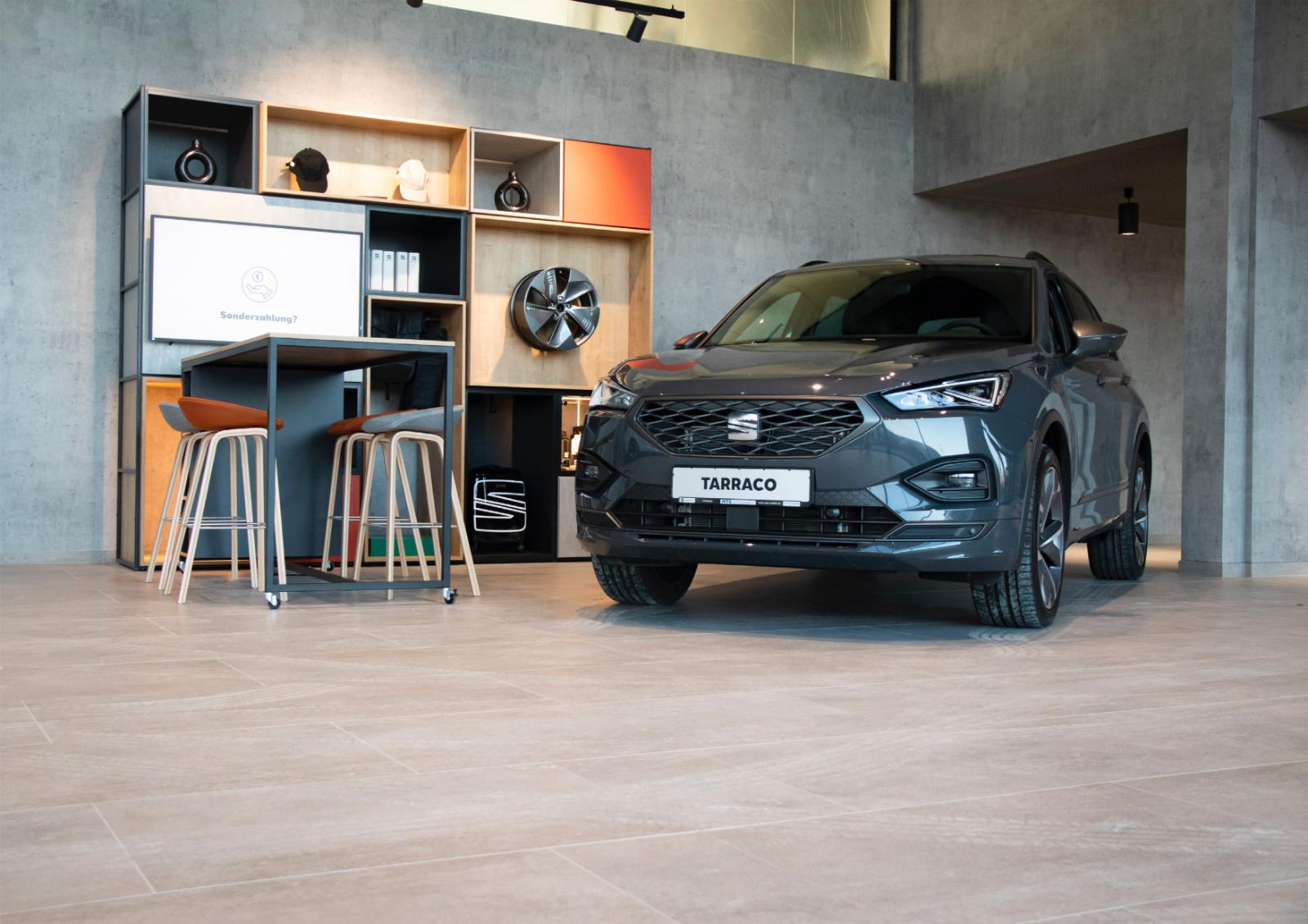 showroom-image-bottom