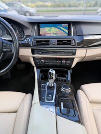 BMW 525 - 12