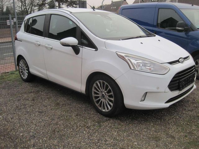 Ford B-Max Titanium