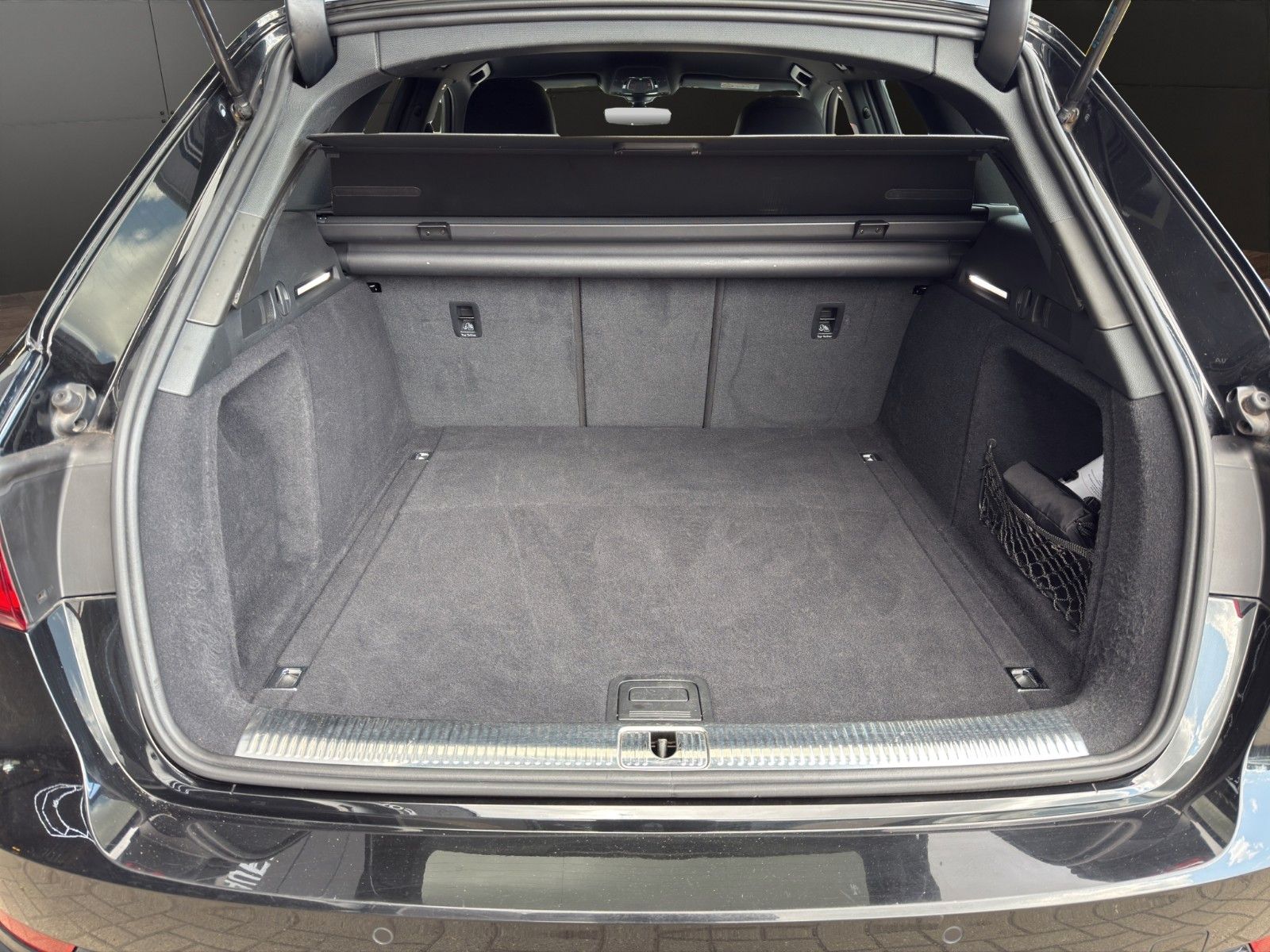 Fahrzeugabbildung Audi A4 Avant 2.0 TFSI*S-line*Virt.Cock*Navi*Ambiente