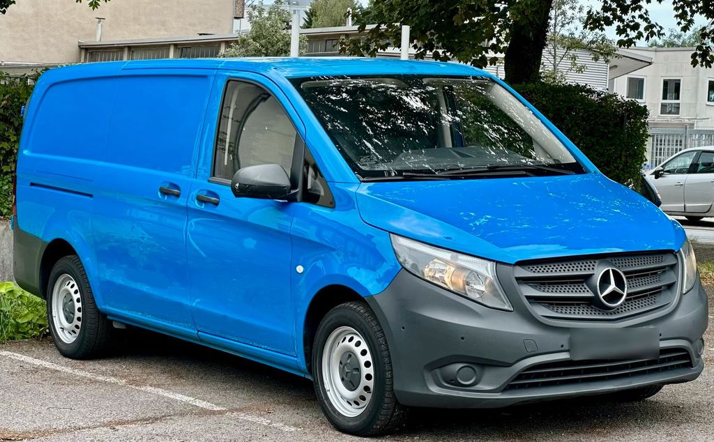 Image of Mercedes-Benz Vito