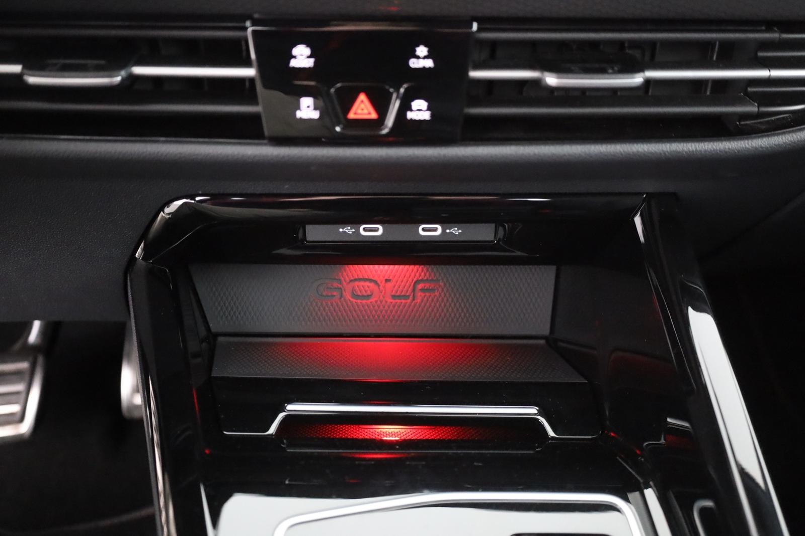 Volkswagen Golf VIII 2.0 GTI DSG LED Navi Winterpaket DAB, миниатюра 12