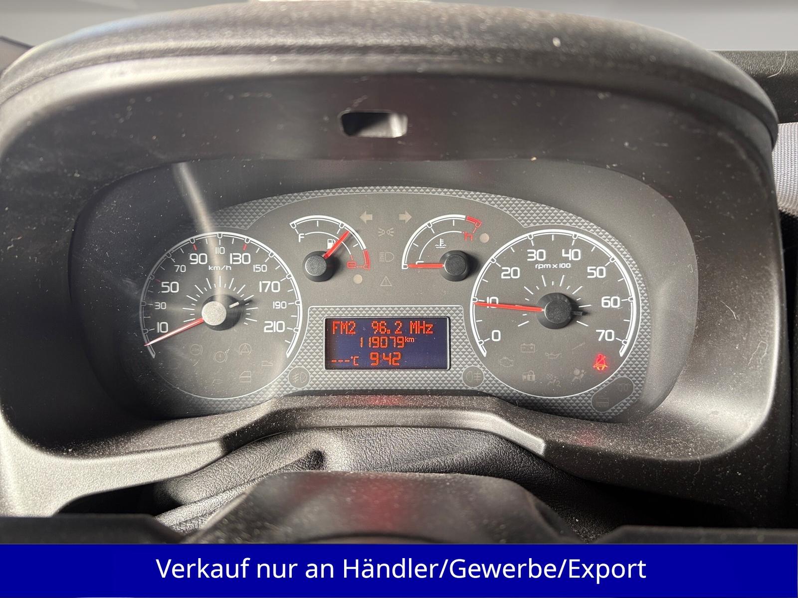 Fiat Qubo 2011 — photo 10