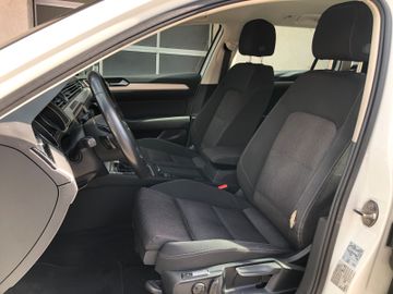 Volkswagen Passat Variant - 10