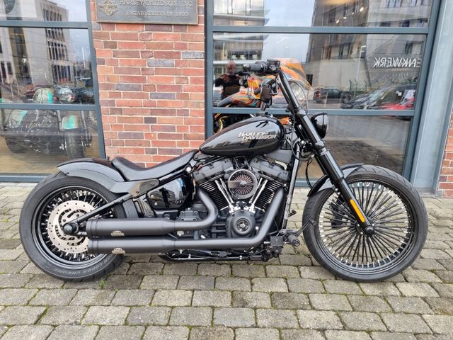 Harley-Davidson Street Bob Custombike TOP BIKE!!