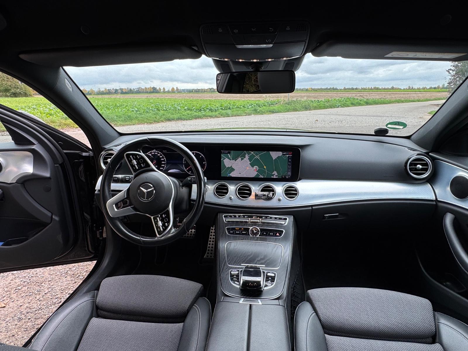 Mercedes-Benz E 300 d T Autom.