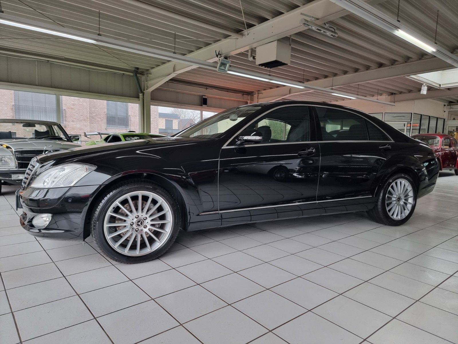 Fahrzeugabbildung Mercedes-Benz S 500 L/Originale 22.700 km/Erstlack