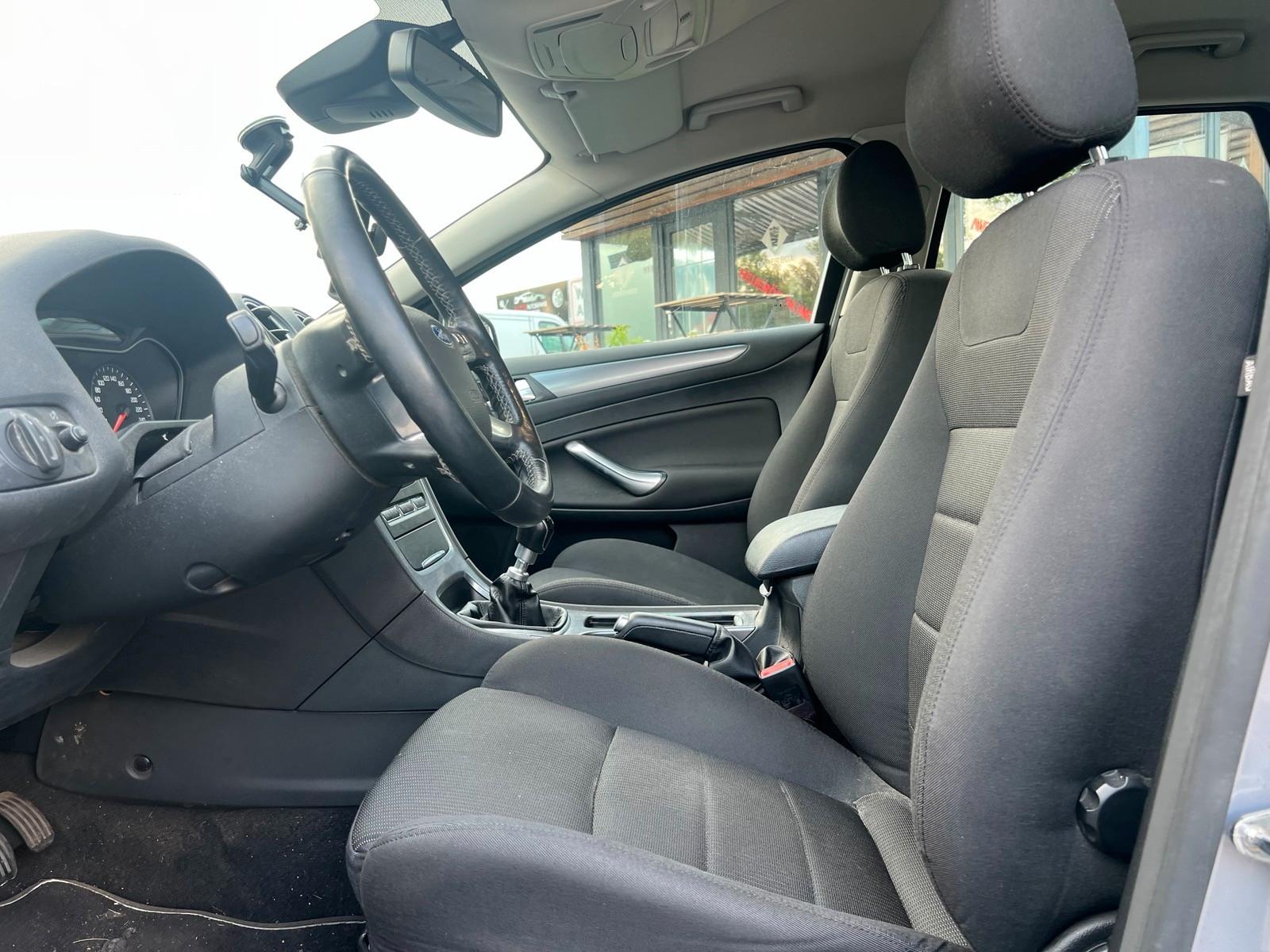 Ford Mondeo 2013 — photo 5