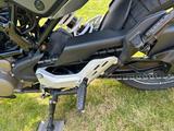 Husqvarna Svartpilen 125 - HUSQVARNA BENZIN 125