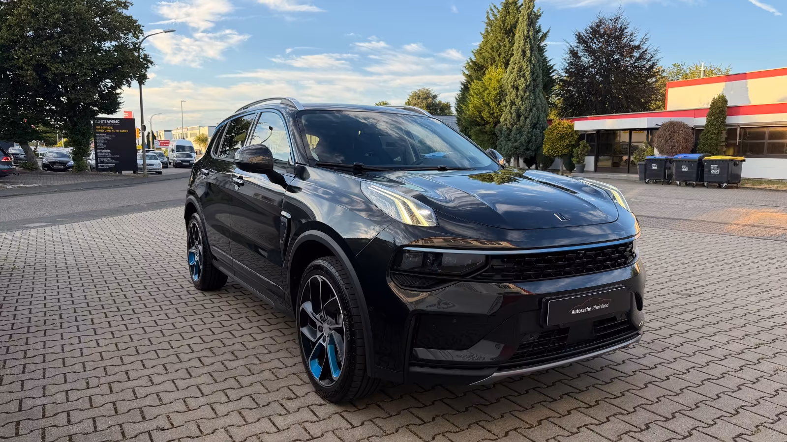Lynk&Co 01 1.5 PHEV DCT*PlugIn-Hybr*Pano*Matrix*Garantie