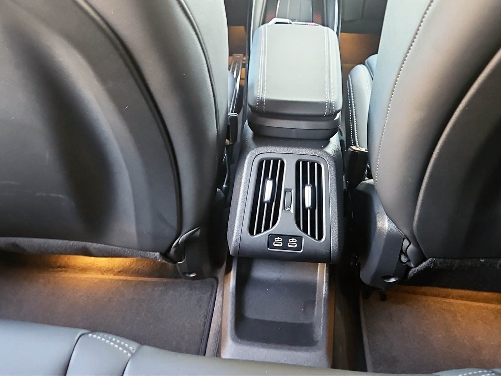 BMW iX1 - Bild 20