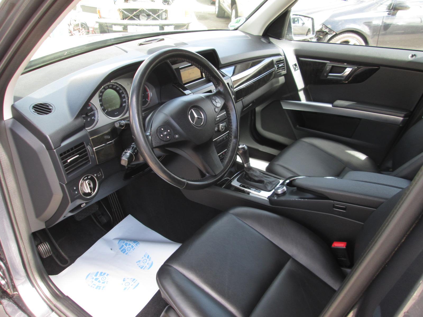 Mercedes-Benz GLK220 2012 — photo 9