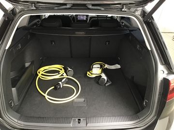 Volkswagen Passat - 9