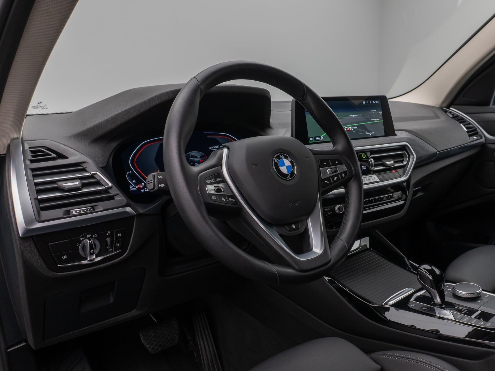 Fahrzeugabbildung BMW X3 xD20d Kamera DAB HiFi Lenkrhz AHK Alarm Sport