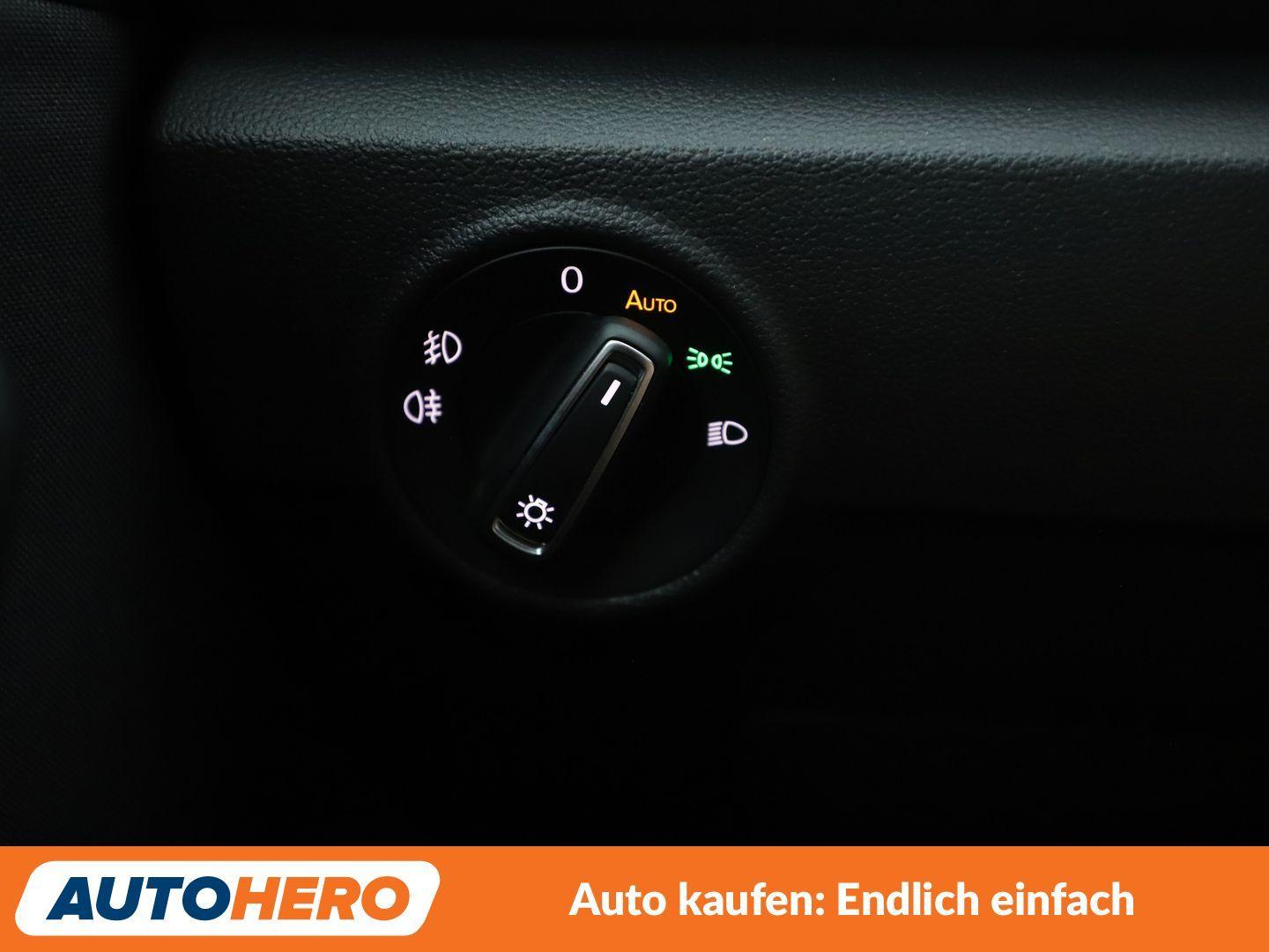 Volkswagen T-Roc 1.5 TSI ACT Sport*NAVI*ACC*PDC*SHZ*ALU*, миниатюра 24