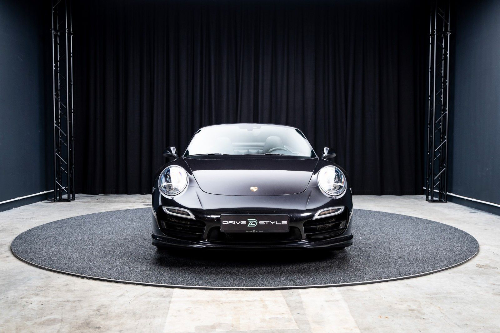 Fahrzeugabbildung Porsche Turbo Cabrio + 2. Hand + Scheckheft + Approved