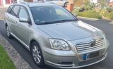 Toyota Avensis Combi Executive 2,2-l-D-CAT Executive - Toyota Avensis aus 2005 mit Diesel-Antrieb