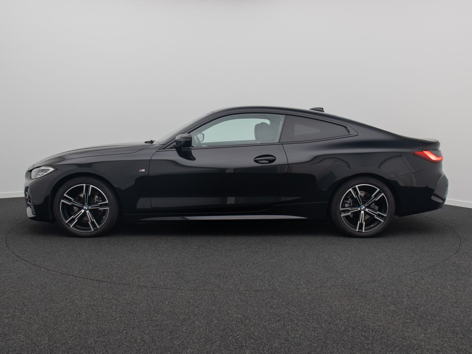 Fahrzeugabbildung BMW 420i xD Coupé M Sport Kamera DAB HiFi Leder 18"