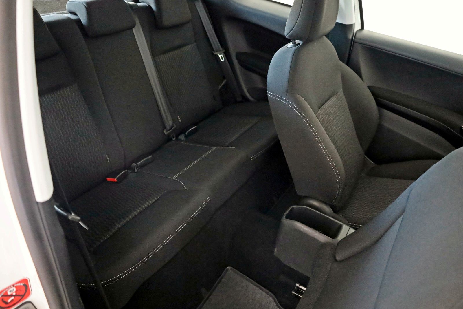 Fahrzeugabbildung Peugeot 208 Active Klima,SH,PDC,SR+WR