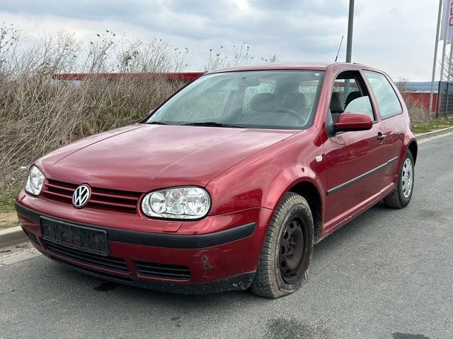 Volkswagen Golf 1.4 Basis