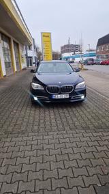 BMW f01 730d - BMW 730 in Duisburg
