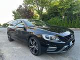 Volvo V60 T5 R-Design Geartronic Momentum - Volvo V60 von privat