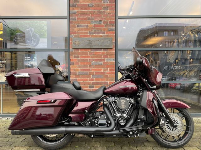 Harley-Davidson FLHXS Street Glide 114