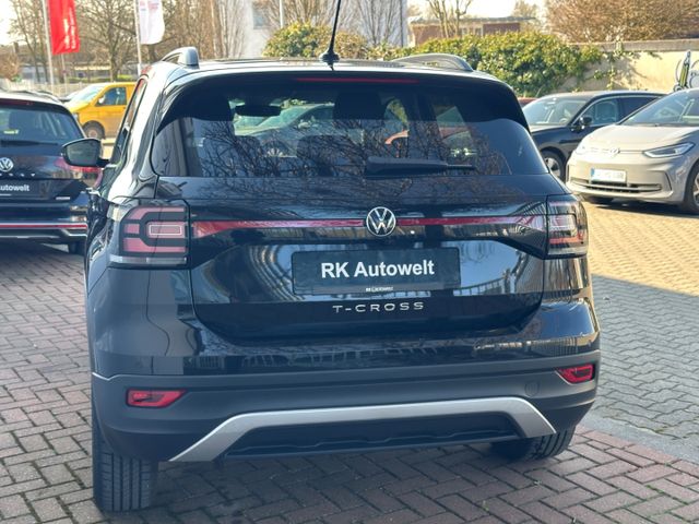 T-Cross 1.0 TSI Move Navi Kamera ACC Apple CarPl
