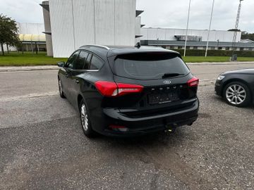 Ford Focus - 4