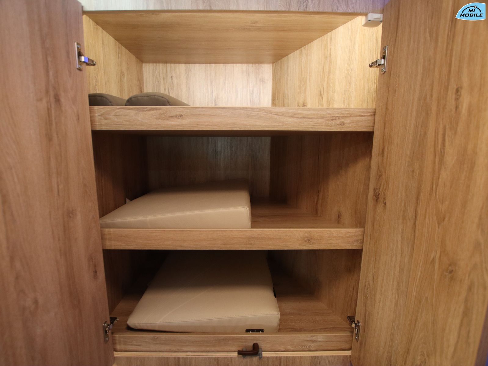 Fahrzeugabbildung Eura Mobil Integra Line 695 LF *SCHAUSONNTAG 11-16 Uhr*