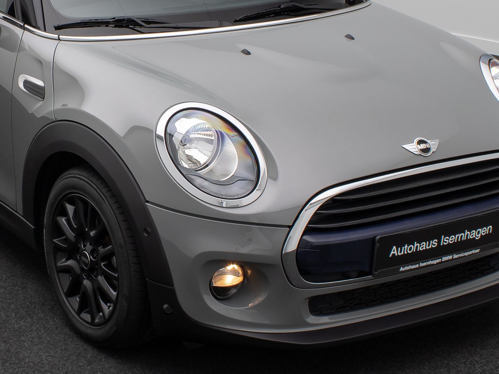 Fahrzeugabbildung MINI Cooper Clubman Tempomat ParkAss Panorama LM