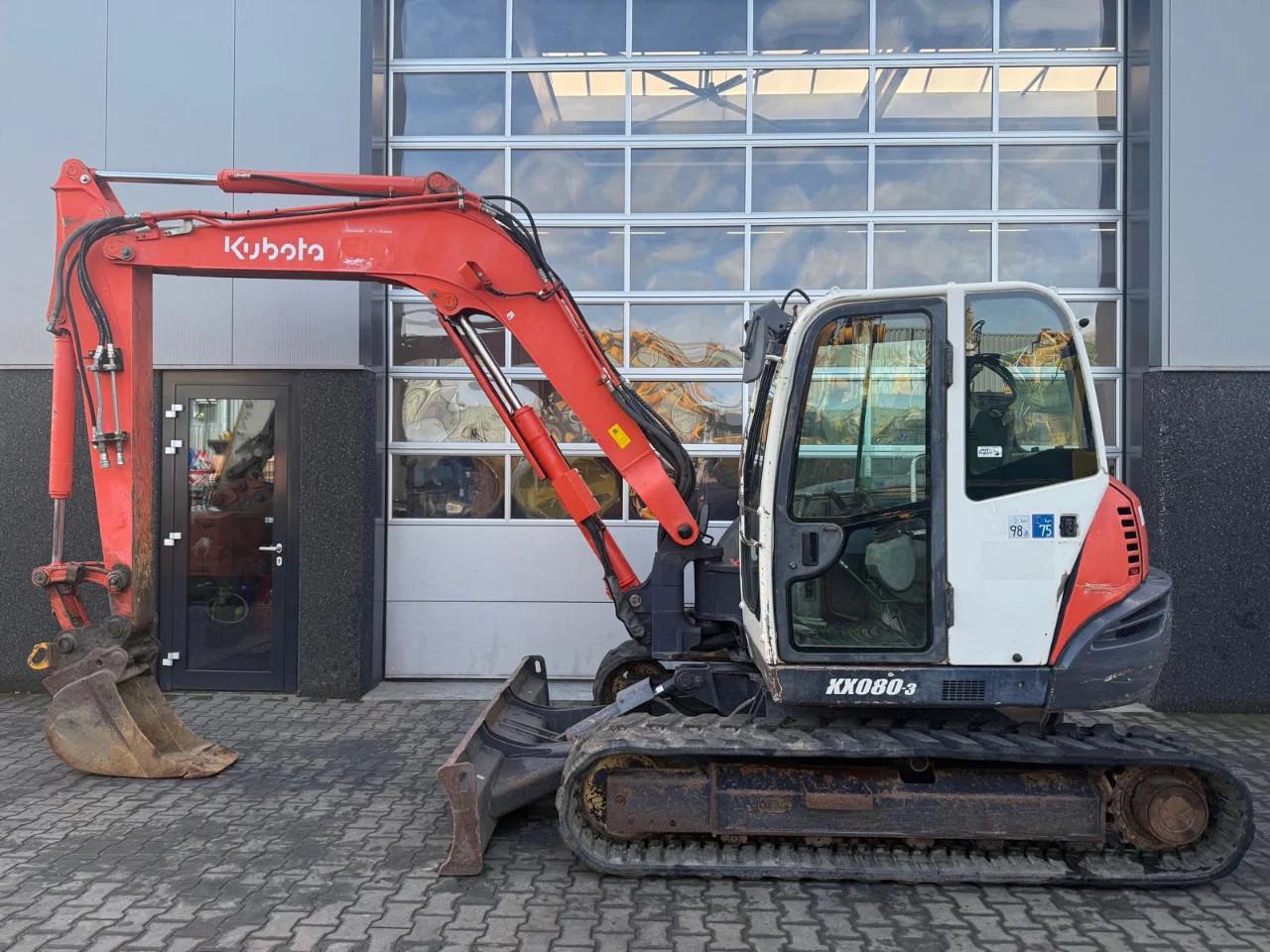 Kubota KX080-3