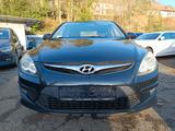 Hyundai i30 Classic - Hyundai i30: Classic