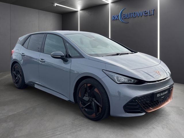 Born 58 kWh LED Navi Sitzh. ACC Keyless Kamera 2