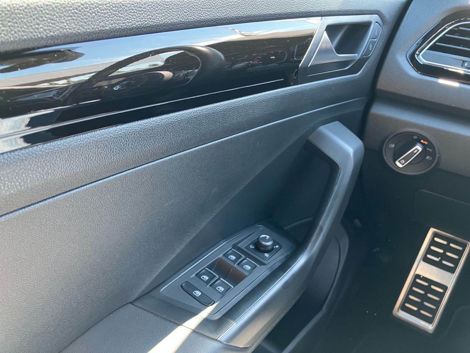 Volkswagen T-Roc - Bild 15
