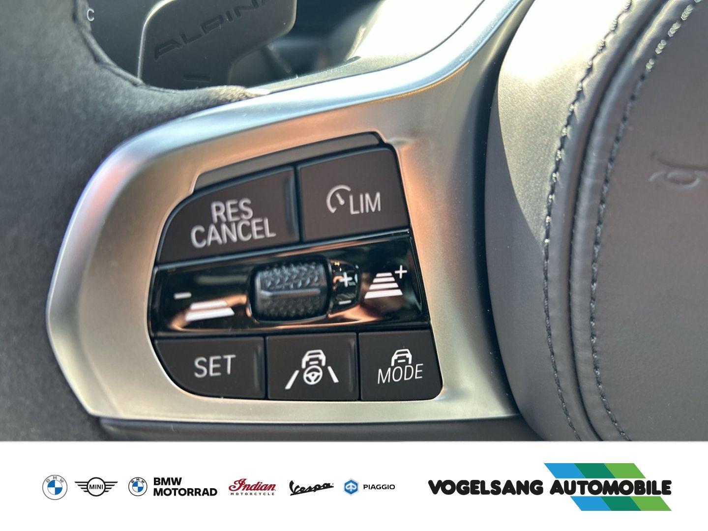 Fahrzeugabbildung ALPINA D3 S,xDrive,Touring,Panodach,AHK,H&KSound,HUD,RF