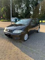 Fiat Punto 1.2 8V/TÜV 10/26/Klima/Neue Bat... - Fiat Punto in Karlsruhe