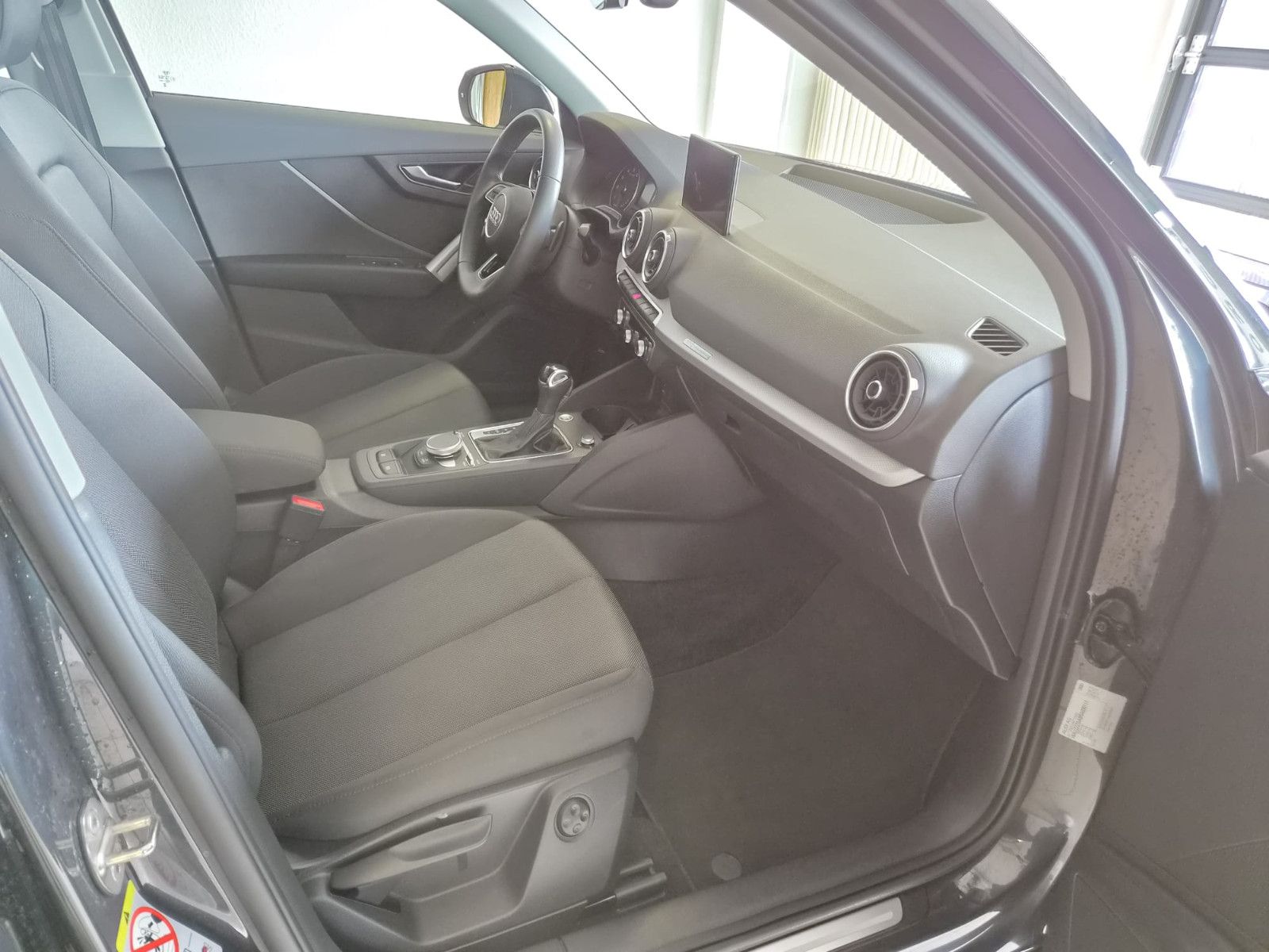 Fahrzeugabbildung Audi Q2 35 TFSI advanced / KLIMA / GARANTIE /