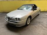Alfa Romeo GTV Spider 2.0i 16V Twin Spark cat L - silberne Alfa Romeo GTV