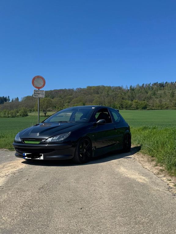 Peugeot 206