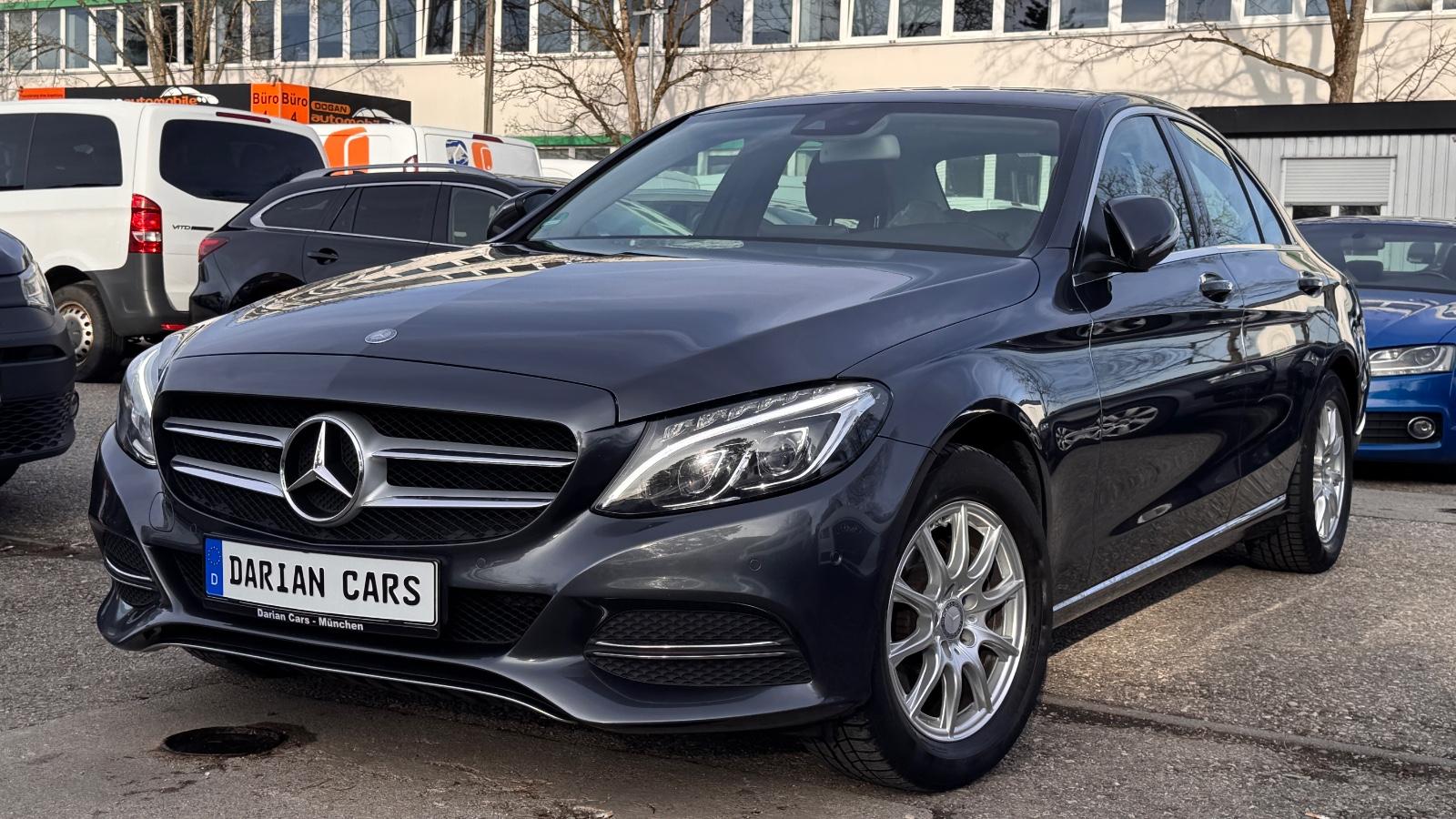 Mercedes-Benz C 220  BlueTec Navi Leder Pdc Kamera Spure Led