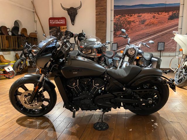 Indian Scout Rogue + Aktion EUR  500/2,99 %