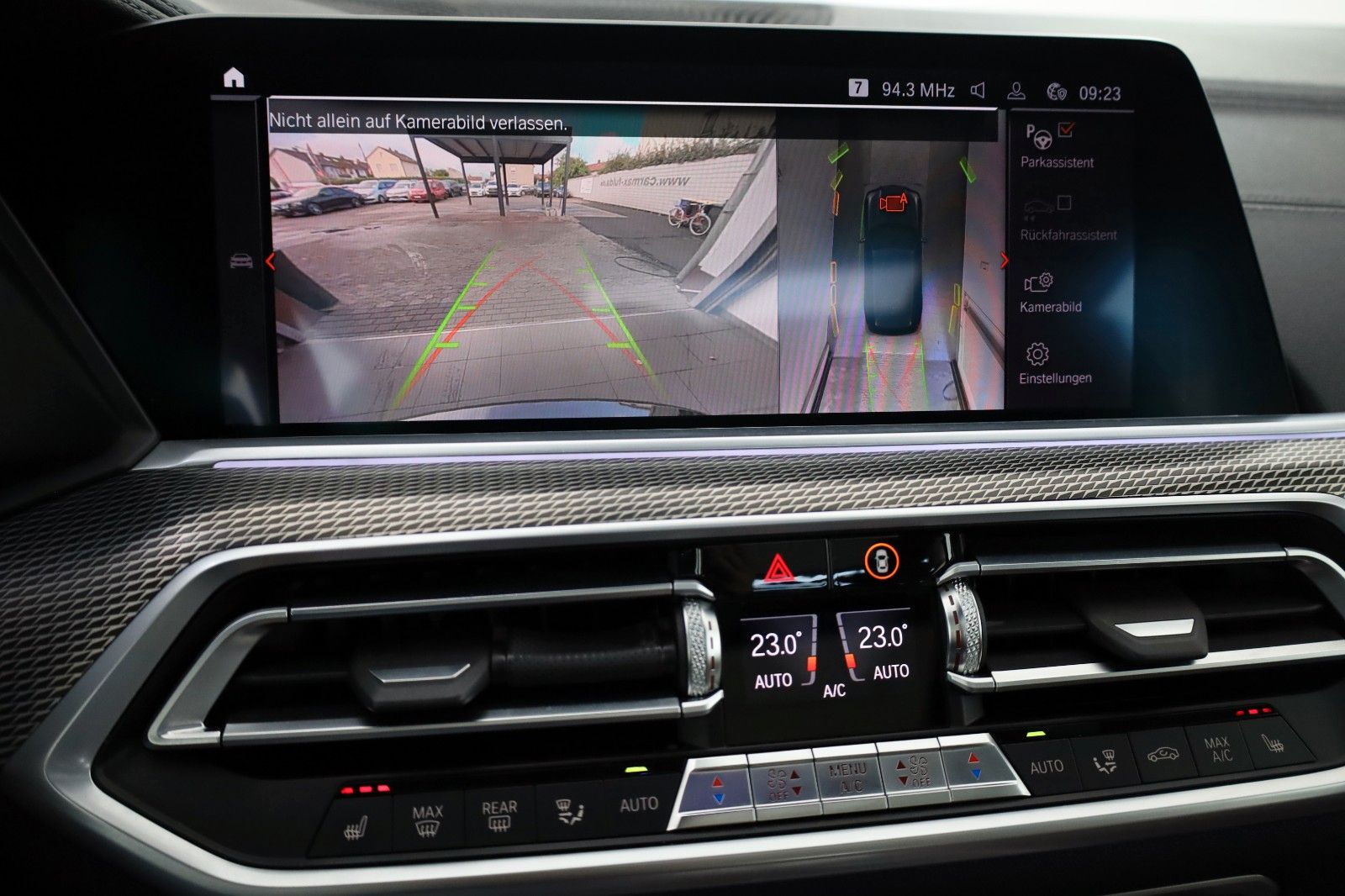 Fahrzeugabbildung BMW X5 M50 d,Panorama,Laser,Soft-Close,HUD, Air-Pak.