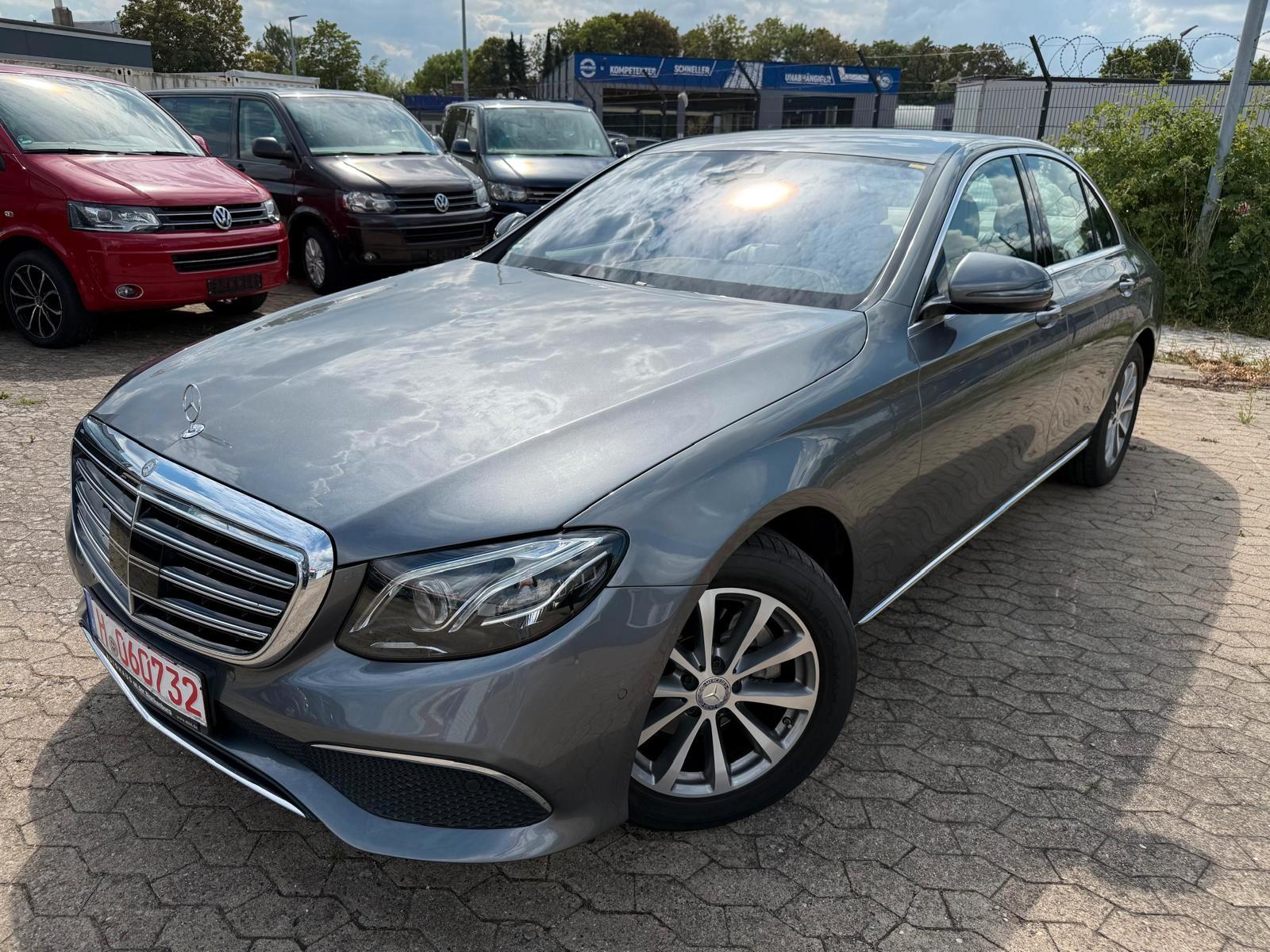 Mercedes-Benz E 220 EXCLUSIVE LIMO/MEMORY/LED/KAMERA/TOTWL