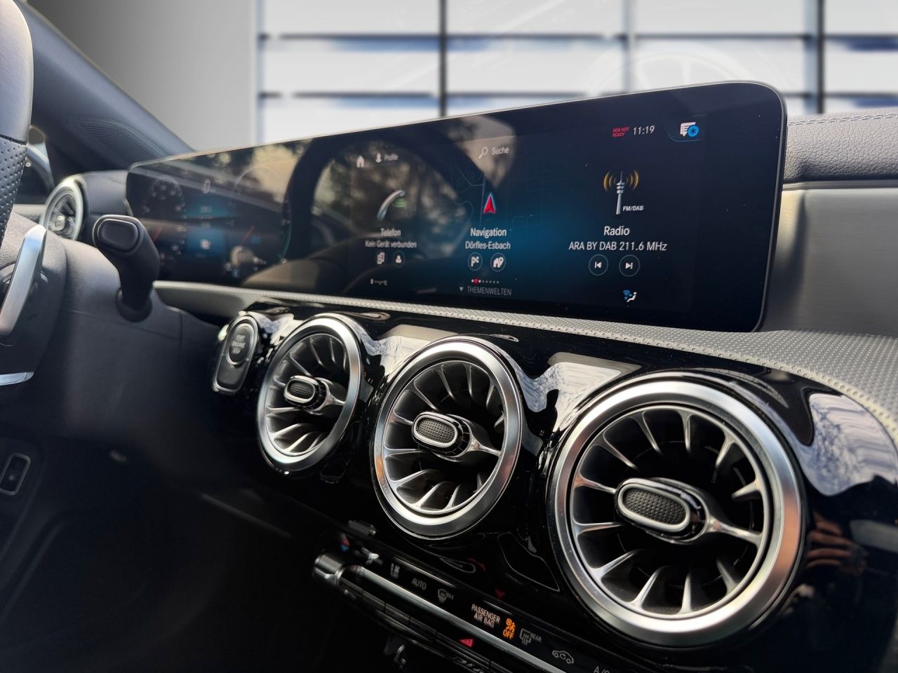 Fahrzeugabbildung Mercedes-Benz CLA 250 e SB AMG+NIGHT+PANO+STNDHZ+AMBIENTE+LED+