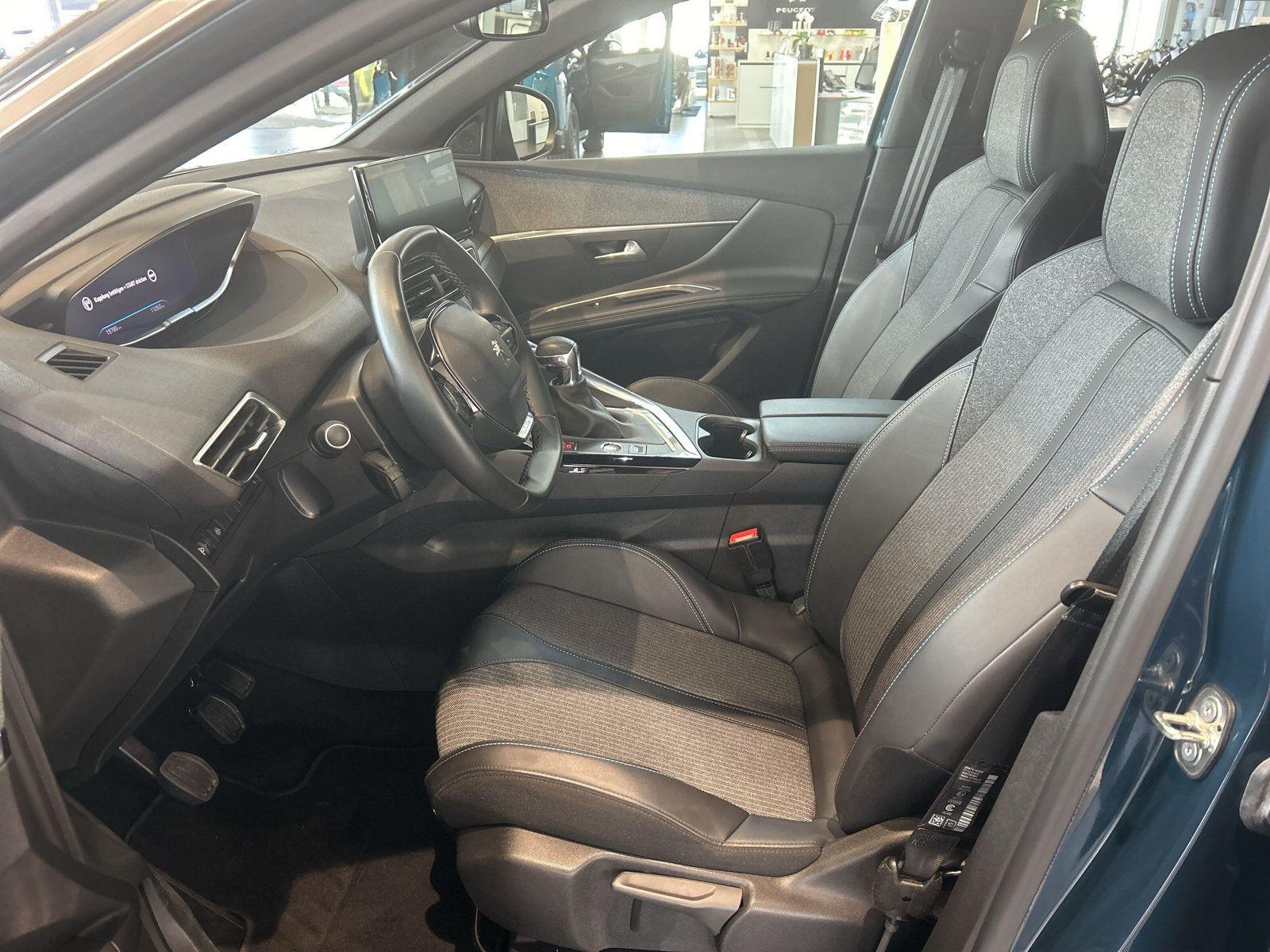 Peugeot 3008 Allure PureTech 130 NAVI/- 1 Jahr Garantie