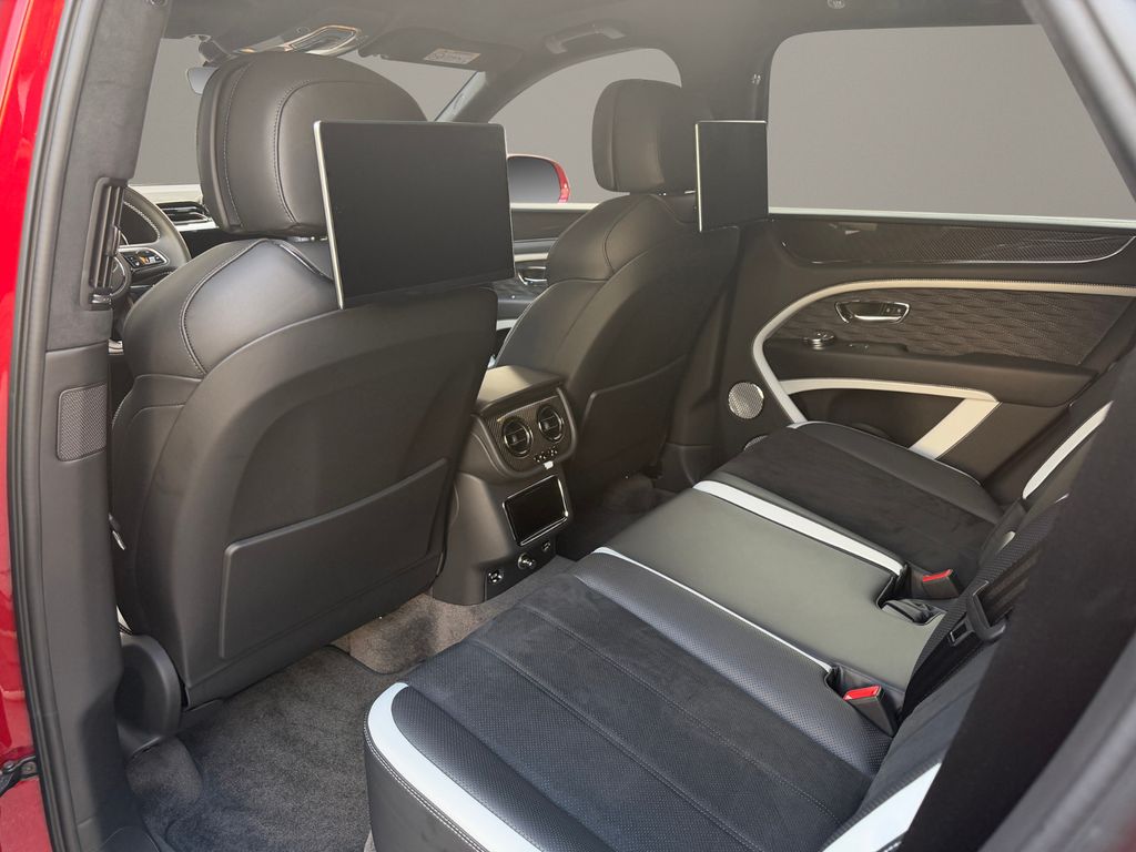 BENTLEY Bentayga 2026